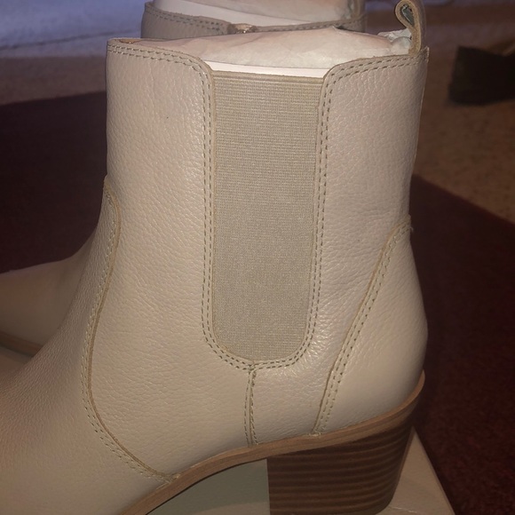 Booties - Picture 5 of 6